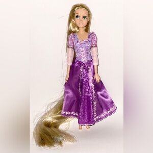 2010 Disney Store Classic Tangled Rapunzel Princess Doll Tinsel Hair Rare
